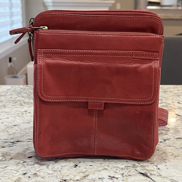 Fossil Red Leather Crossbody Tote Organizer Bag ID Window Key Charm Y2K Purse - Picture 4 of 16